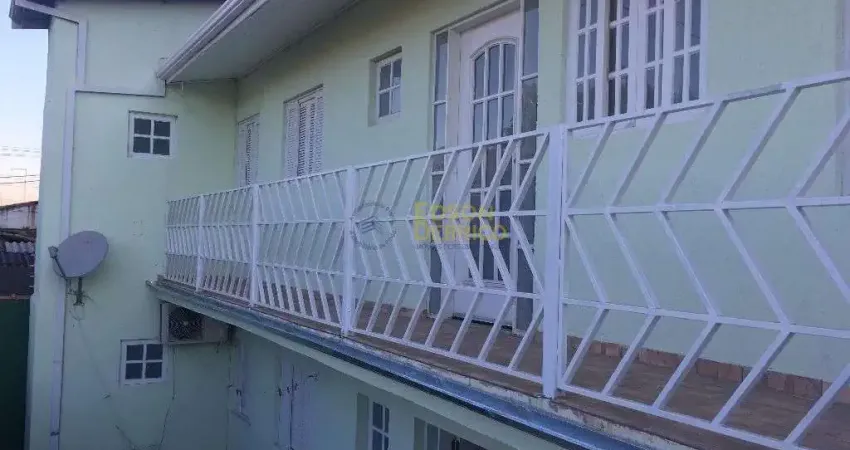 Sobrado residencial à venda, Santana, Pindamonhangaba.
