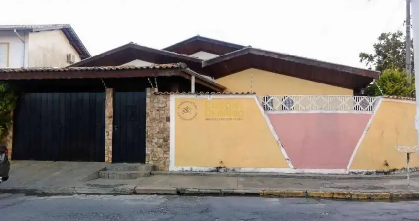 Casa com 3 quartos à Venda, Santana - Pindamonhangaba