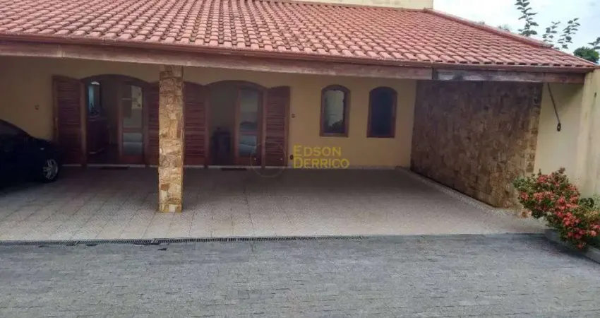 Casa residencial à venda, Santana, Pindamonhangaba.