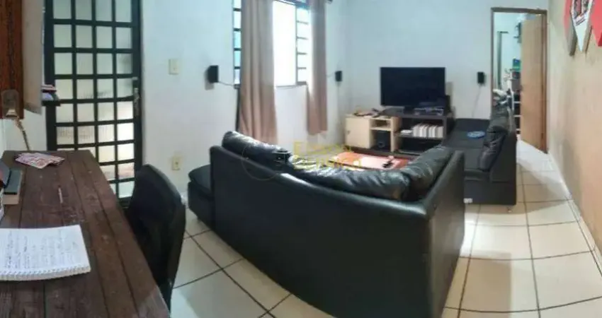 Casa com 2 dormitórios à venda, 80 m² por R$ 220.000,00 - Conjunto Residencial Araretama - Pindamonhangaba/SP