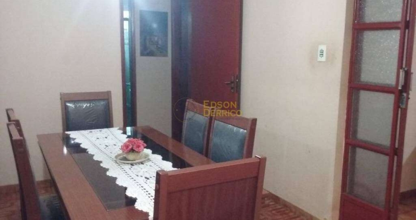 Casa residencial à venda, São Benedito, Pindamonhangaba.