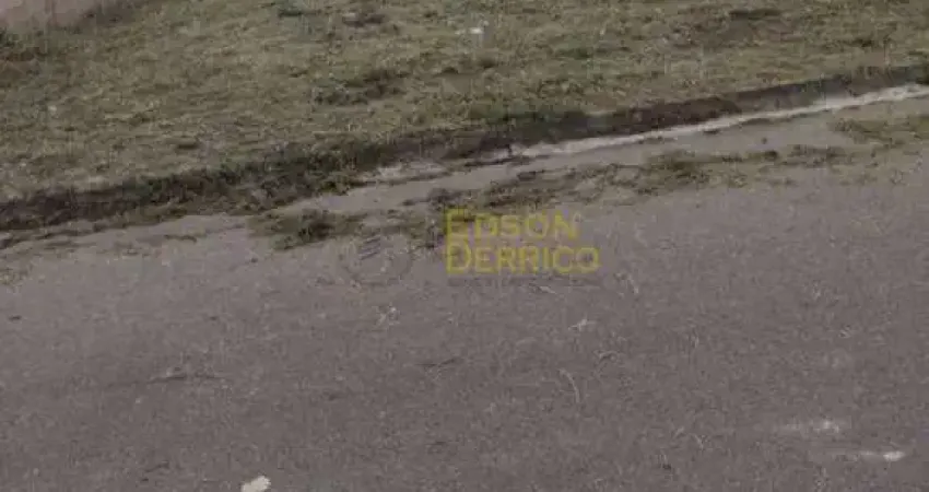 Terreno à venda, 250 m² por R$ 85.000 - Conjunto Residencial Araretama - Pindamonhangaba/SP