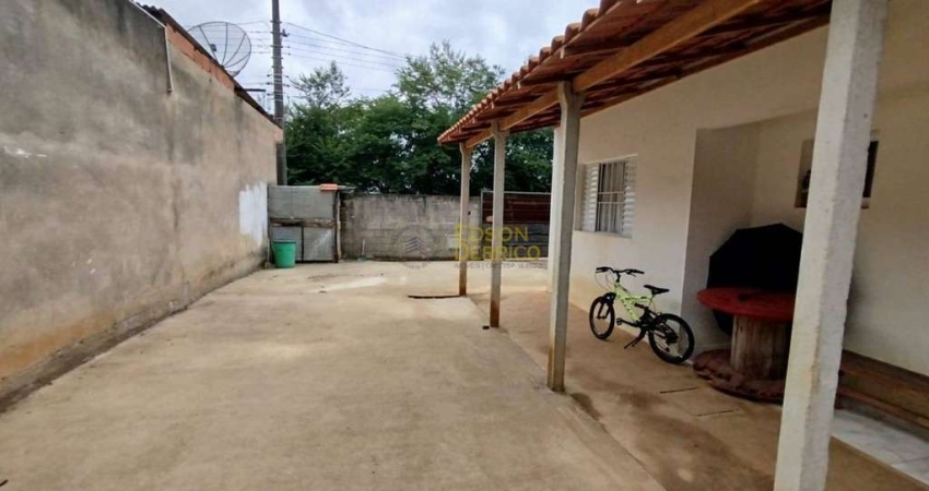 Casa com 2 quartos à Venda, Parque Shangrilá - Pindamonhangaba