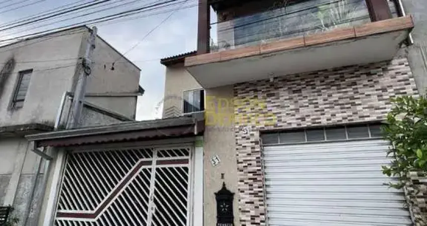 Sobrado á venda com 4 quartos, Conjunto Habitacional Terra dos Ipês II (Fase I) - Pindamonhangaba