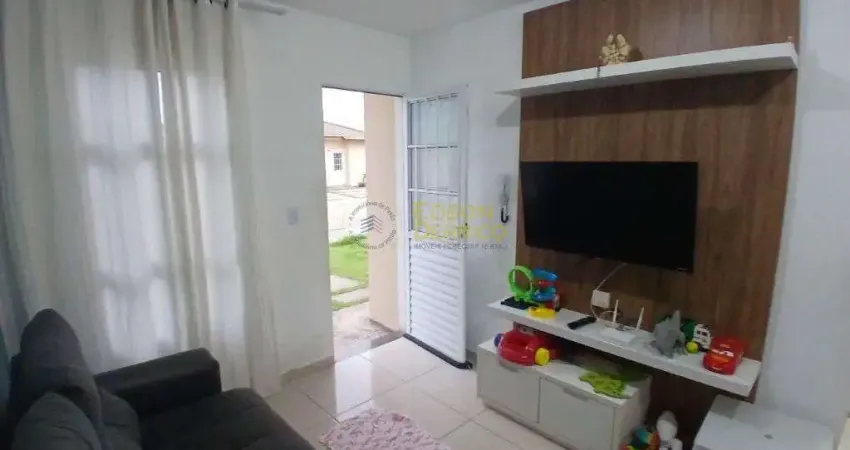 Casa em Condomínio com 2 quartos à Venda, Vila São Benedito - Pindamonhangaba