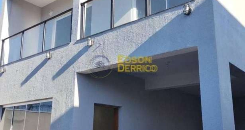 Sobrado com 3 quartos, Conjunto Residencial Araretama - Pindamonhangaba