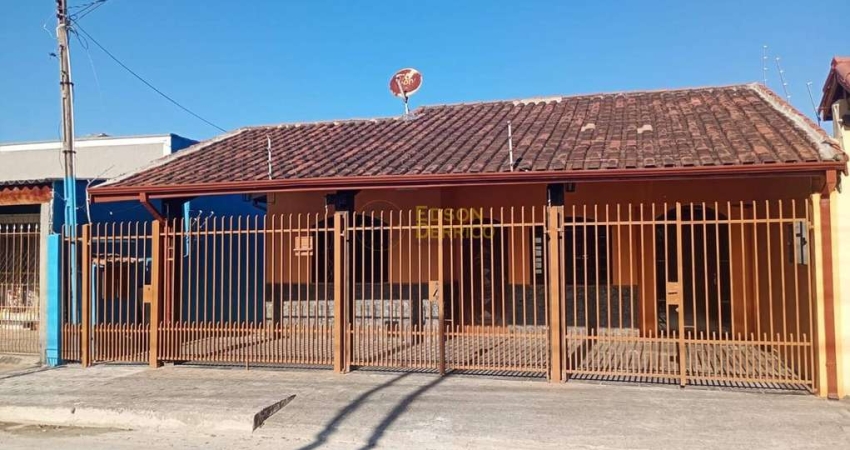 Casa com 2 quartos à Venda, Campo Alegre - Pindamonhangaba