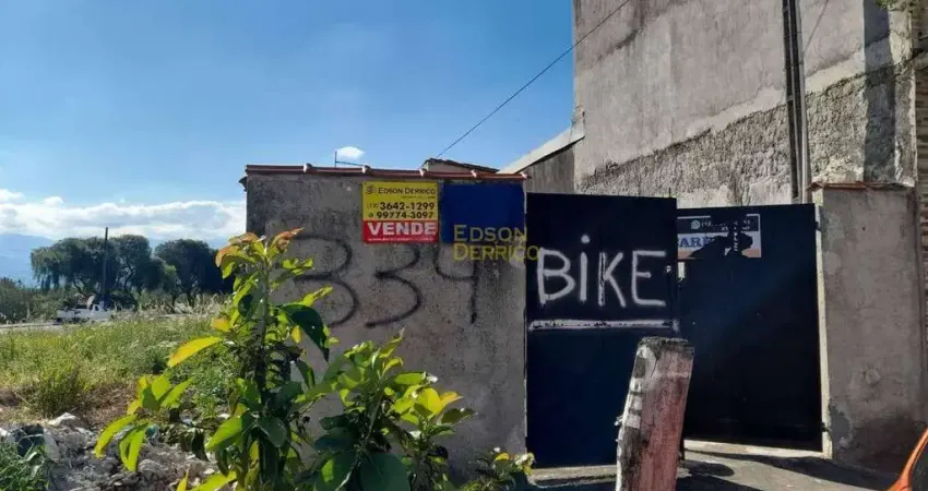 Casa com 1 quarto à Venda, Mombaça - Pindamonhangaba