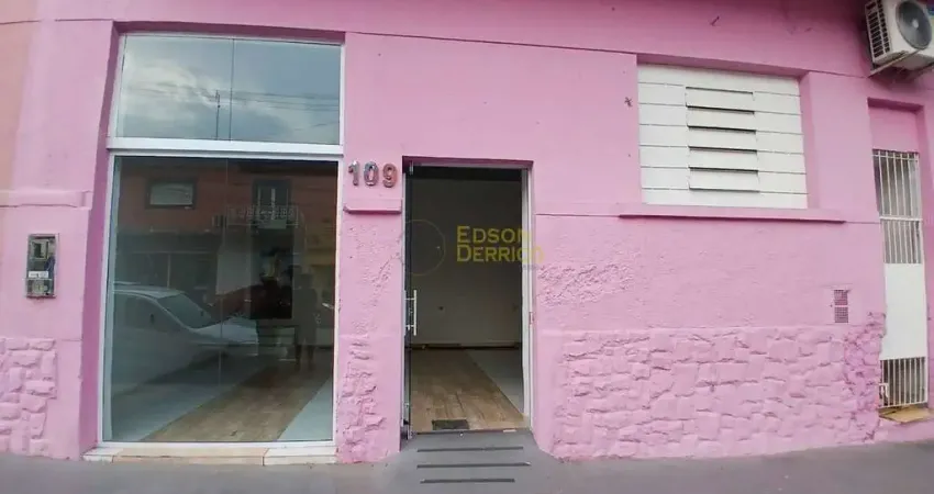 Casa comercial com 1 sala para alugar no Centro, Pindamonhangaba