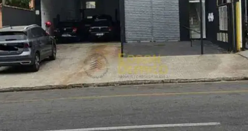 Casa comercial à venda em Mombaça, Pindamonhangaba 