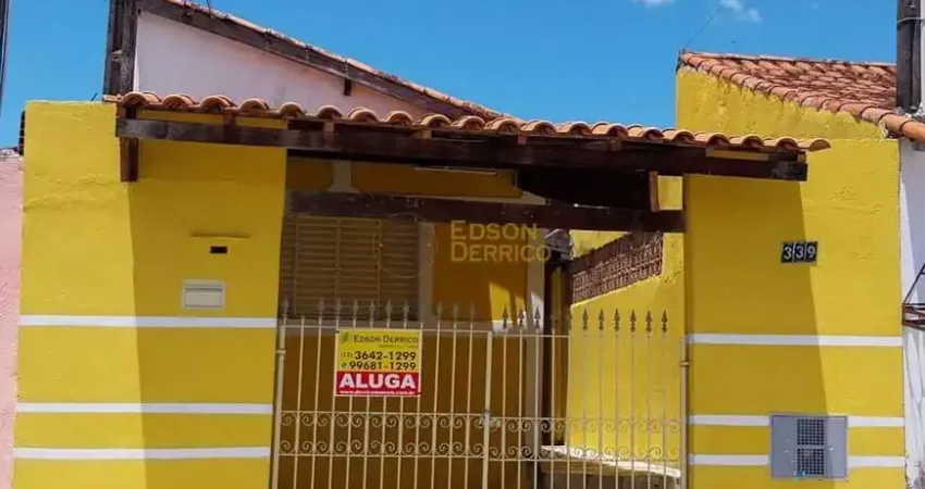 Casa com 2 quartos, residencial e comercial cidade morumbi - pindamonhangaba