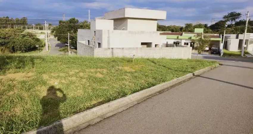 Terreno à venda no Parque das Nações, Pindamonhangaba