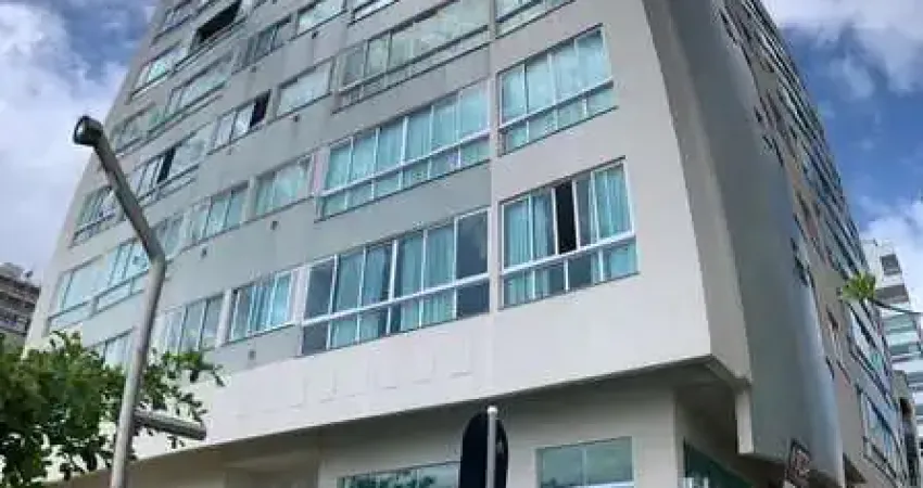 Apartamento com 4 quartos para alugar em Meia Praia, Itapema