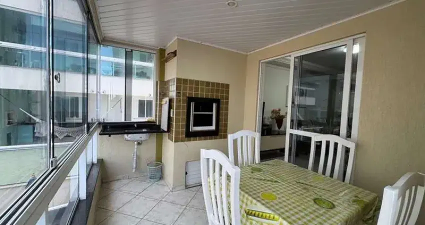 Apartamento com 3 quartos para alugar em Meia Praia, Itapema