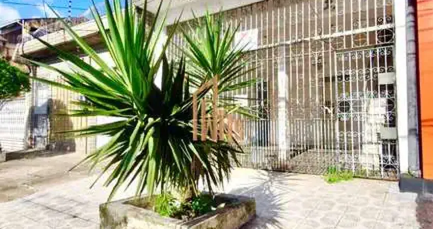 Casa com 4 quartos à venda no Umarizal, 250m², 2 pavimentos - OPORTUNIDADE