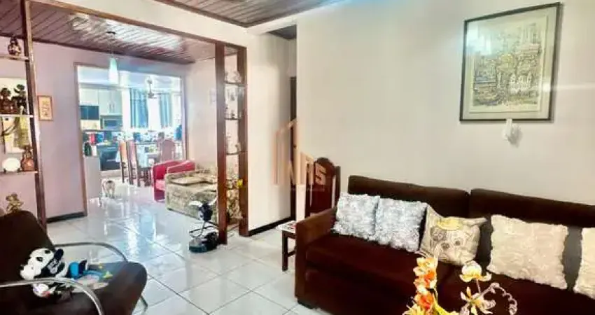 Casa Mobiliada com 3 Quartos(1 Suíte), 200m² - Conjunto Pedro Teixeira- Coqueiro