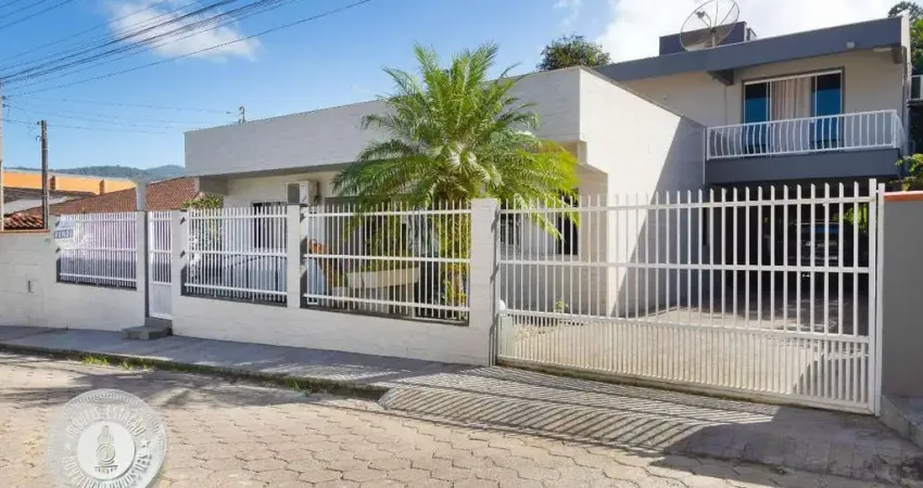 Casa com 4 quartos à venda no Belchior Alto, Gaspar 