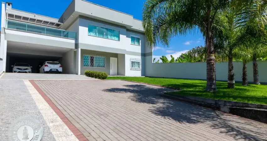 Casa com 5 quartos à venda no Garcia, Blumenau 