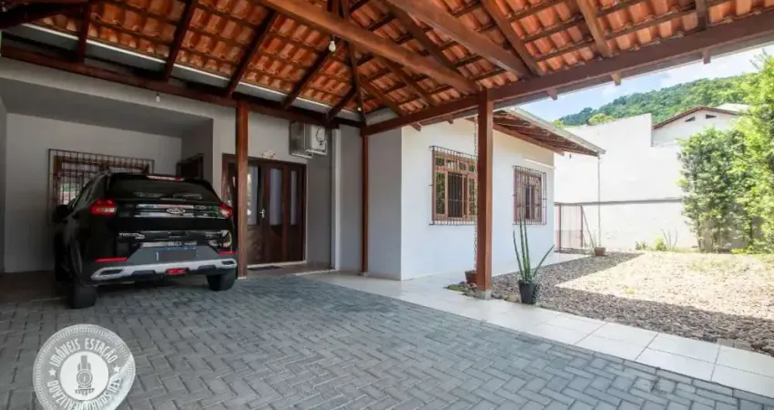 Casa com 3 quartos à venda no Passo Manso, Blumenau 