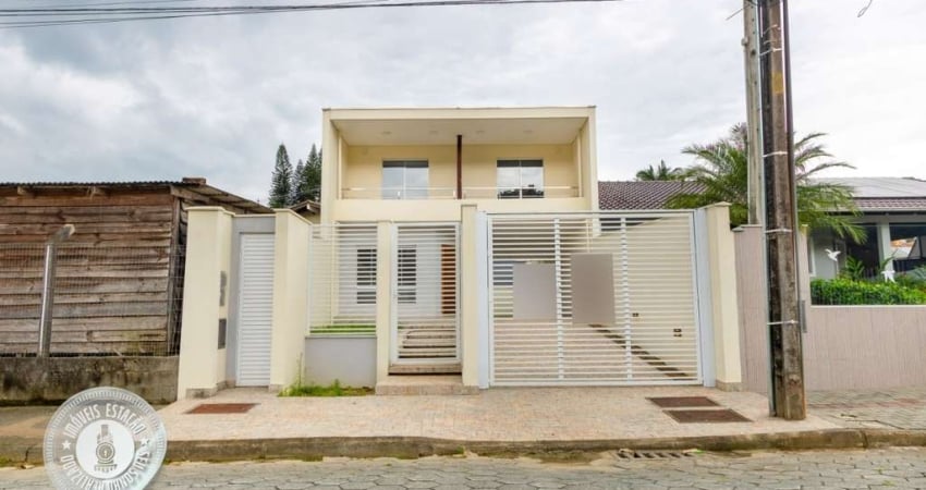 Casa com 3 quartos à venda no Velha Central, Blumenau 