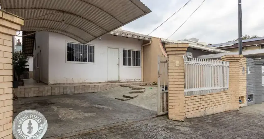 Casa com 3 quartos à venda no Velha, Blumenau 