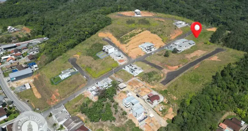 Terreno à venda no Belchior Alto, Gaspar