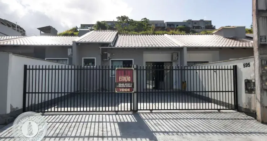 Casa com 3 quartos à venda no Fortaleza Alta, Blumenau 