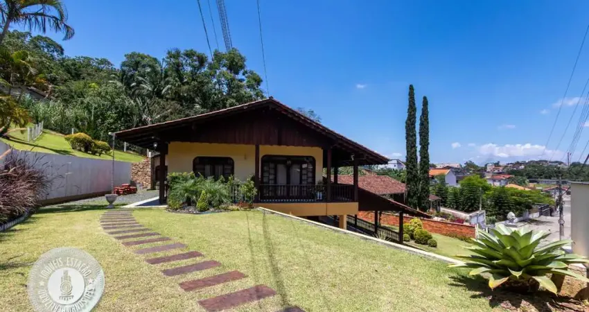 Casa com 4 quartos à venda no Tribess, Blumenau