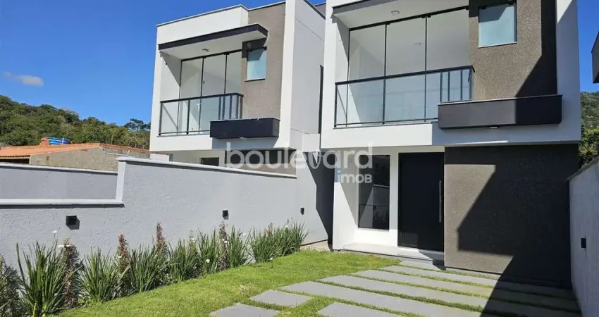 Sobrado de 3 dormitórios | 1 suíte | 2 demi-suítes | forquilhas