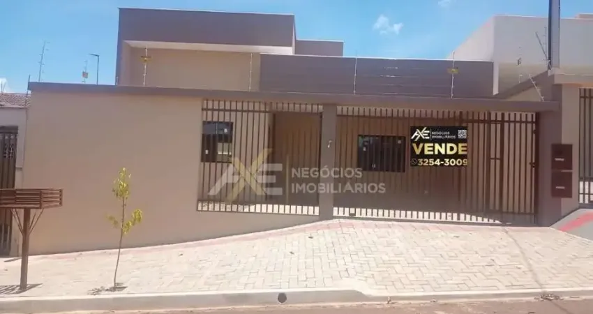 Casa com 3 quartos à venda na Rua Antônio Godoy Rodrigues, 253 B, Jardim Vô Zezinho, Cambé