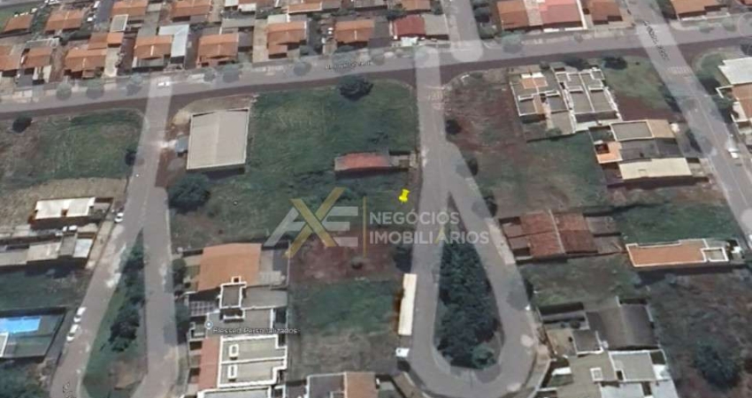 TERRENO A VENDA IDEAL PARA CONSTRUÇÃO DE CASAS