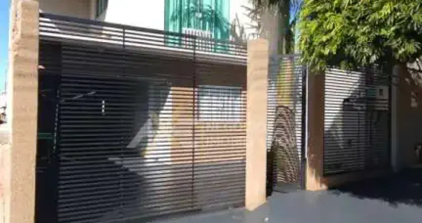 Casa com 3 quartos para alugar na Rua Serra dos Pirineus, 31, Jardim Monte Alto, Cambé