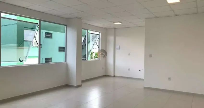 Sala comercial para alugar na Avenida Benjamin Constant, 852, Centro, Lajeado