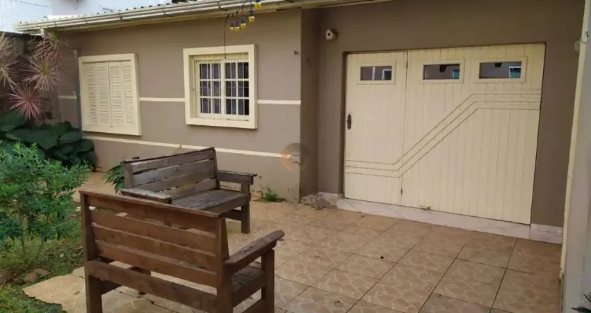 Casa com 3 dormitórios à venda, 140m² por R$750.000,00 -Carneiros -Lajeado/RS