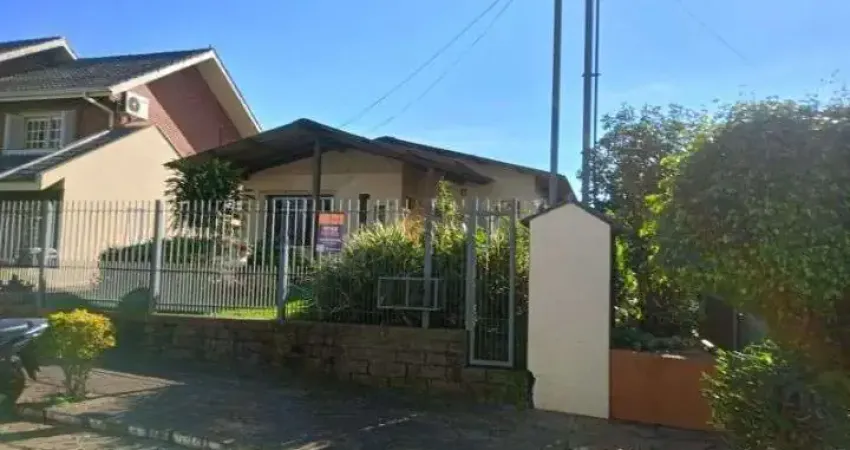Casa com 3 dormitórios à venda, com 110 m² - Campestre - Lajeado/RS