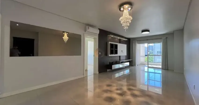 Apartamento semimobiliado com 3 dormitórios - Centro - Lajeado/RS