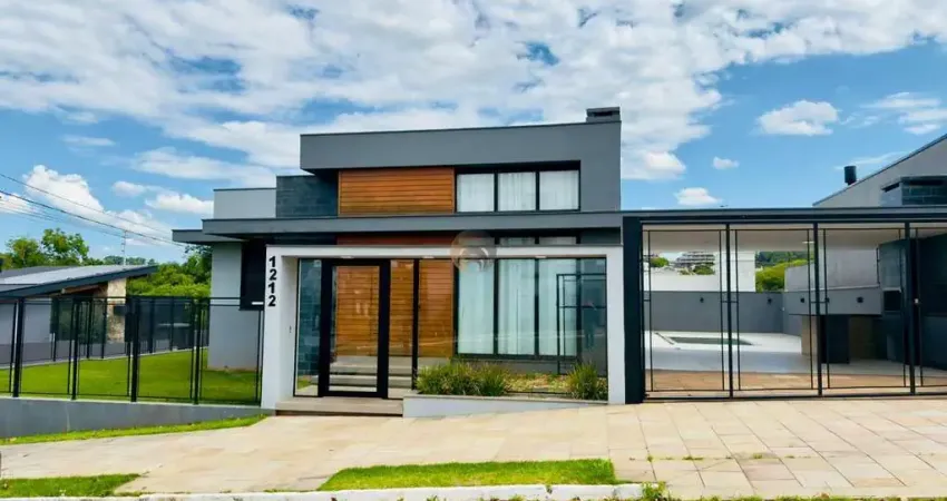 Casa 3 dormitório à venda - Bairro Universitário, Lajeado/RS