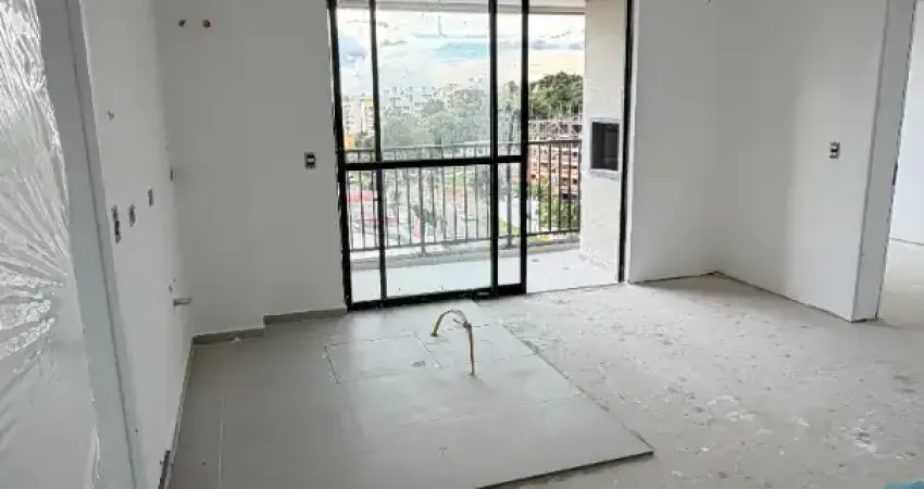 Apartamento com vista livre para serra do mar. 2 quartos com suíte