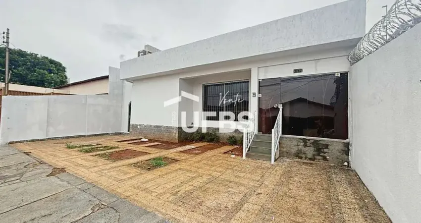 Casa comercial com 6 salas à venda na Rua C229, Jardim América, Goiânia