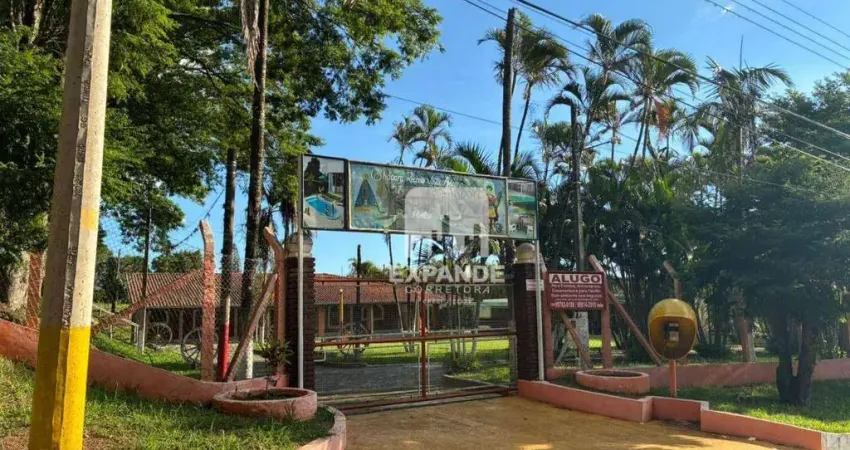 Chácara com 3 dormitórios para alugar, 5000 m² por R$ 4.500,00/mês - Chácara Recreio Vista Alegre - Botucatu/SP