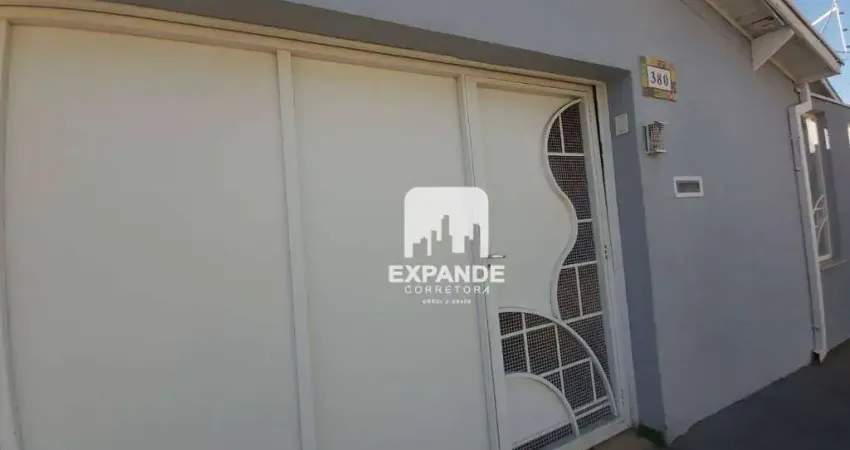 Casa com 3 dormitórios para alugar, 300 m² por R$ 3.300,00/mês - Vila Carmelo - Botucatu/SP