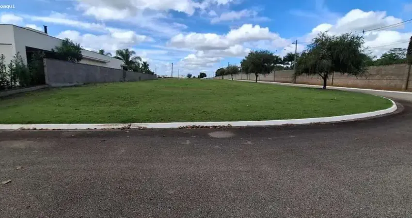 Terreno em condomínio fechado à venda na Rod. Raposo Tavares, km 114, Barreiro, Araçoiaba da Serra