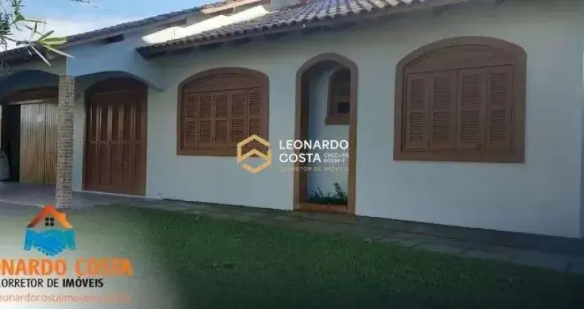Casa com 3 quartos à venda na Ary de Oliveira, 548, Pinhal Zona Sul, Balneário Pinhal