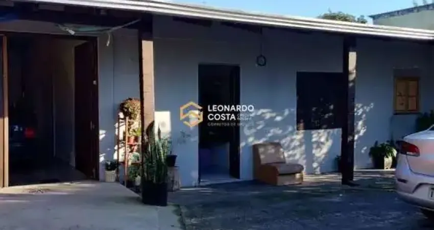 Casa com 6 quartos à venda na Rua Tenente Vivian, 744, Centro, Balneário Pinhal