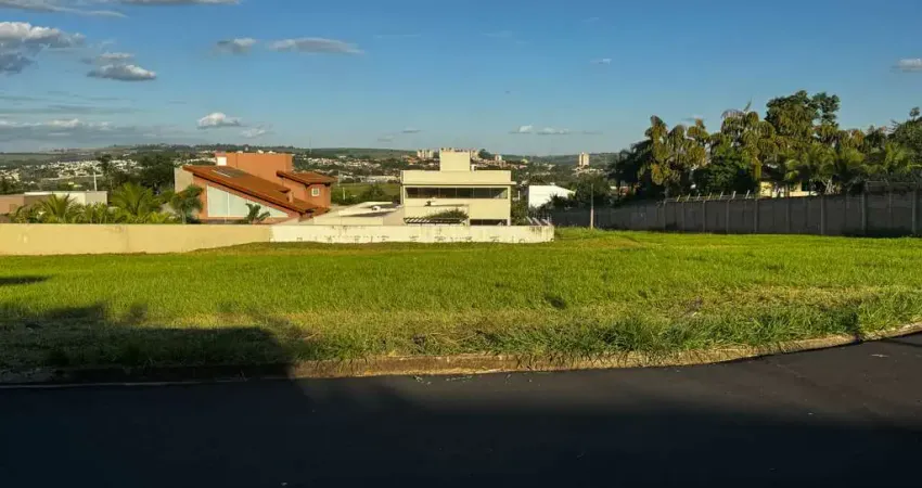 Casa à venda na Rua Capitão José Luciano de Andrade, 10, Royal Park, Ribeirão Preto
