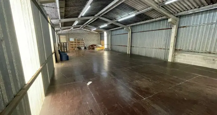 Barracão / Galpão / Depósito com 1 sala para alugar na Bairro Interlagos (Pedreira), 9631, Interlagos, São Paulo
