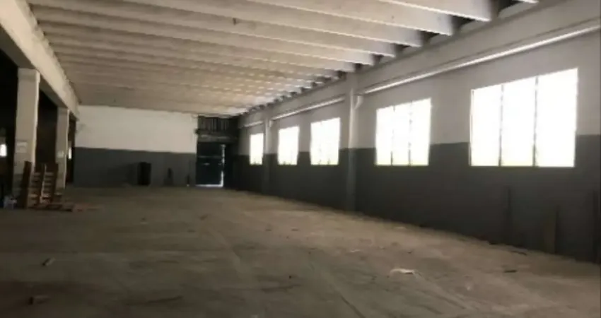 Barracão / Galpão / Depósito com 1 sala à venda na Bairro Rio Abaixo, 8330, Rio Abaixo, Itaquaquecetuba
