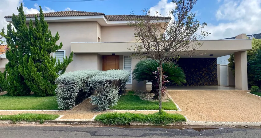 Casa Alto Padrão Condomínio Portal das Araucárias | 4 Suítes | Piscina