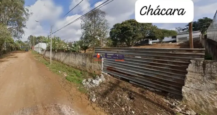 Chácara à venda em Jundiapeba, Mogi das Cruzes-SP: 3 quartos, 1 sala, 2 banheiros, 10 vagas, 184,73 m². Venha conferir!