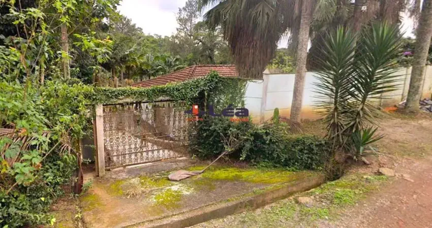 Imperdível Sítio à Venda em Suzano-SP, Bairro Meu Cantinho: 4 Quartos, 2 Suites, 2 Salas, 4 Vagas e 1.780,20m² de Área!